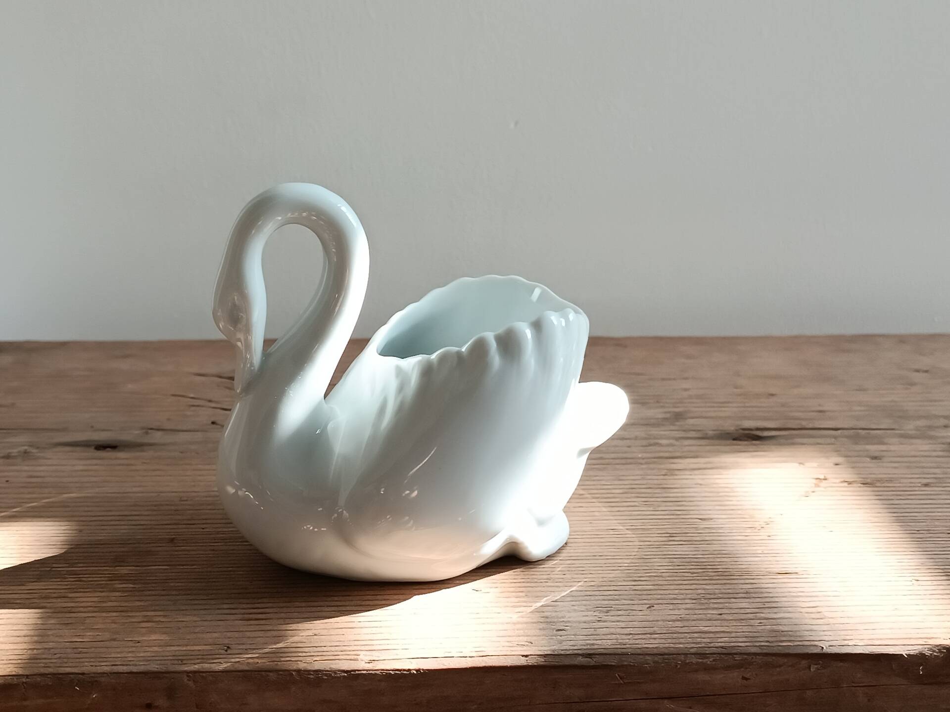 Cygne vintage en céramique blanche – cache-pot / vide-poche