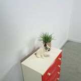 Vintage ladekast met rood roze kunststof lades 1970