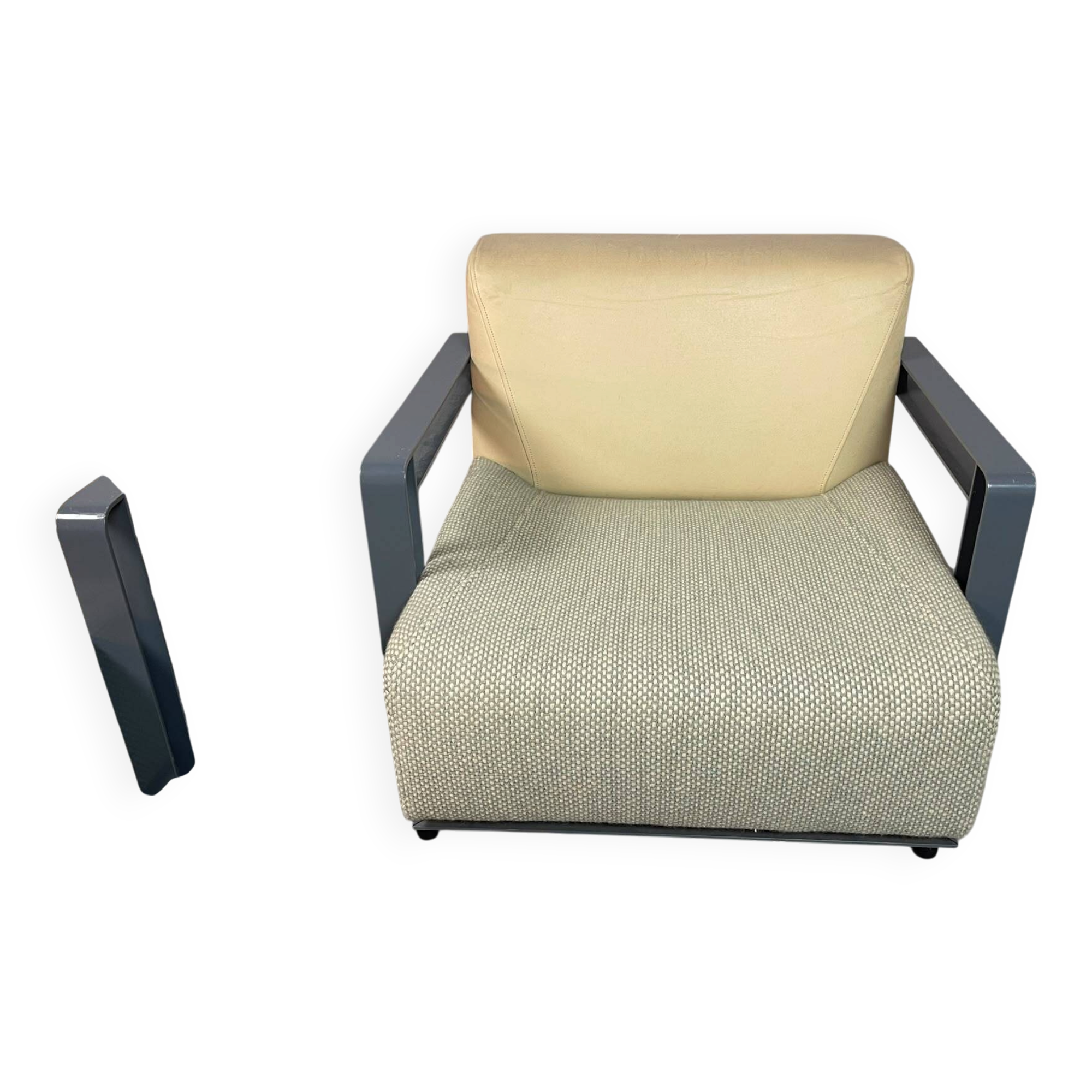 Pair of Artifort Model 952 “Transformation” Lounge Chairs by Hans de Wit.