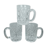 3 chopes à bière en verre