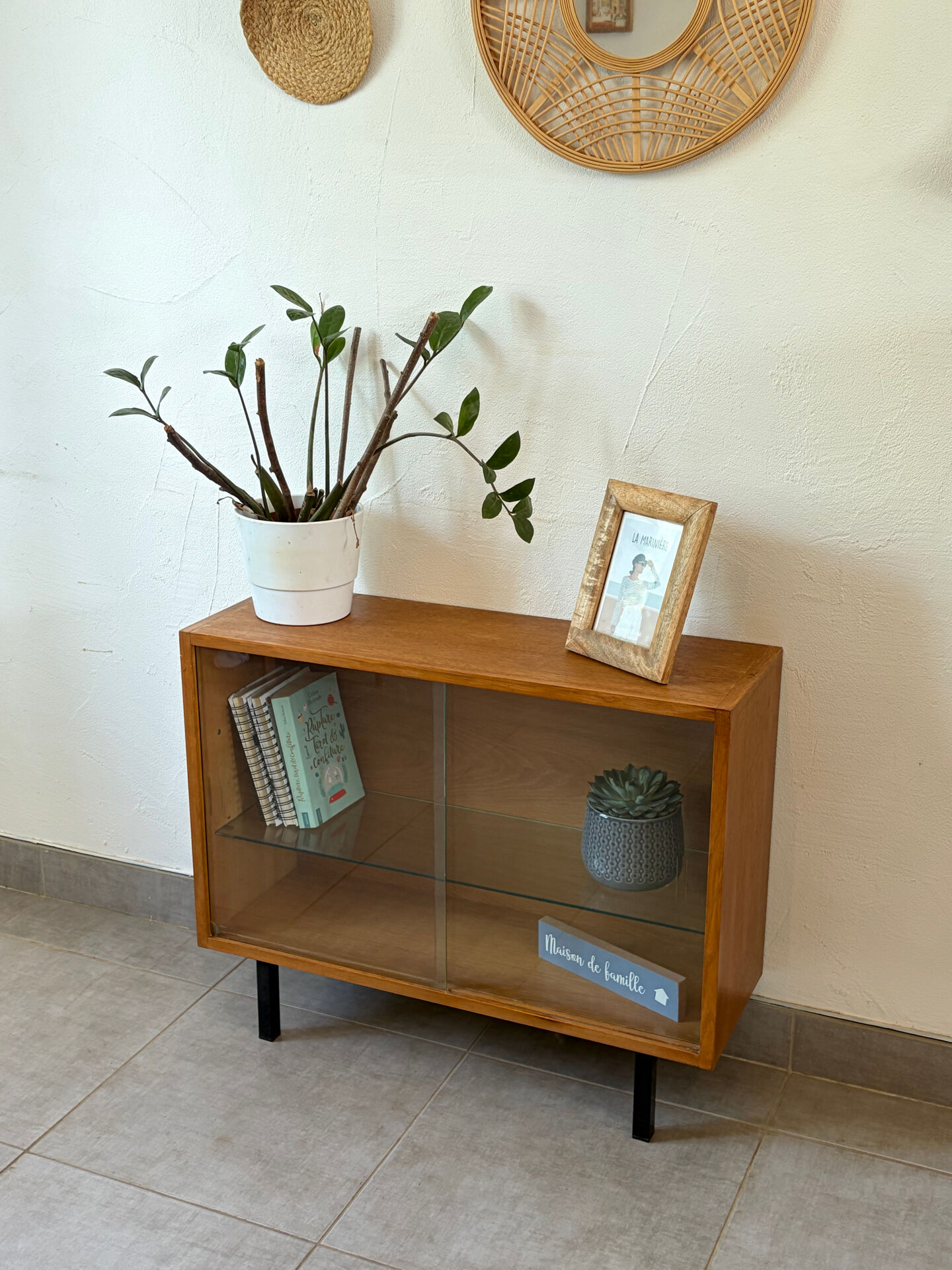 Vintage display cabinet/TV unit from the 1960s.