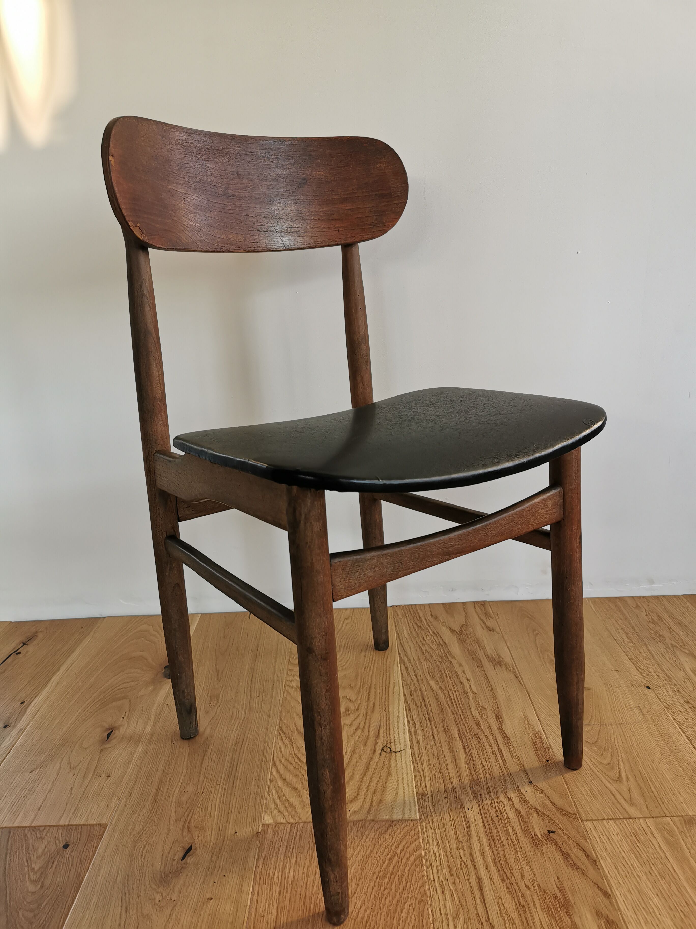 Paire chaises italiennes Consorzio Sedie Friuli
