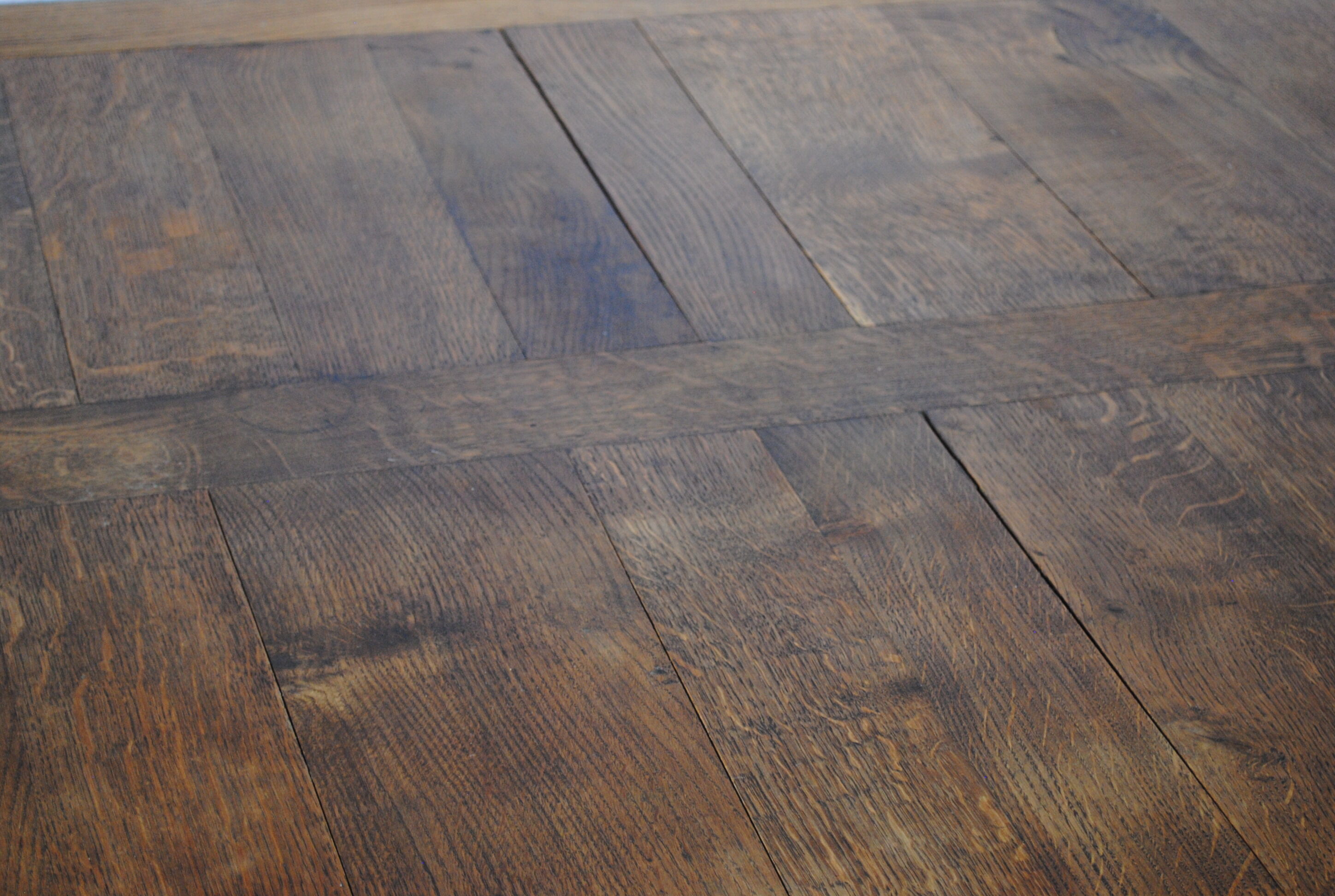 Expandable table 1950