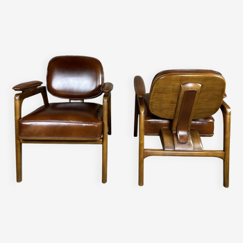 Fauteuils  de style scandinave (la paire) en hévéa et cuir