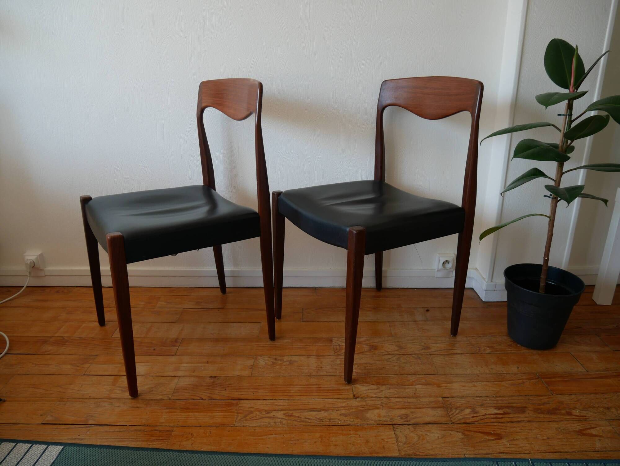 Pair of Scandinavian teak chairs by Niels O. Moller circa 1950