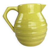 Carafe jaune ancienne
