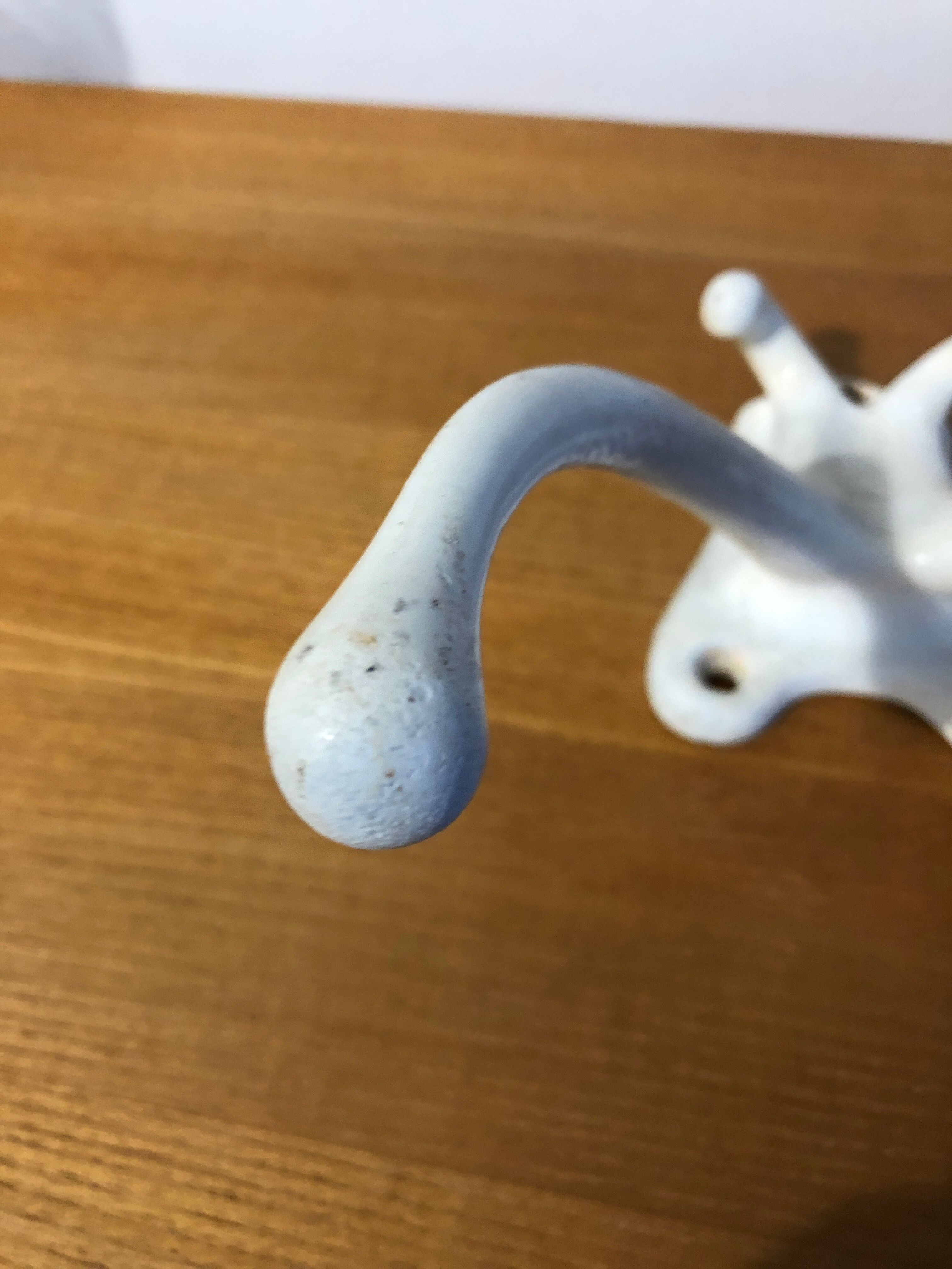 Cast iron hook 4 horns