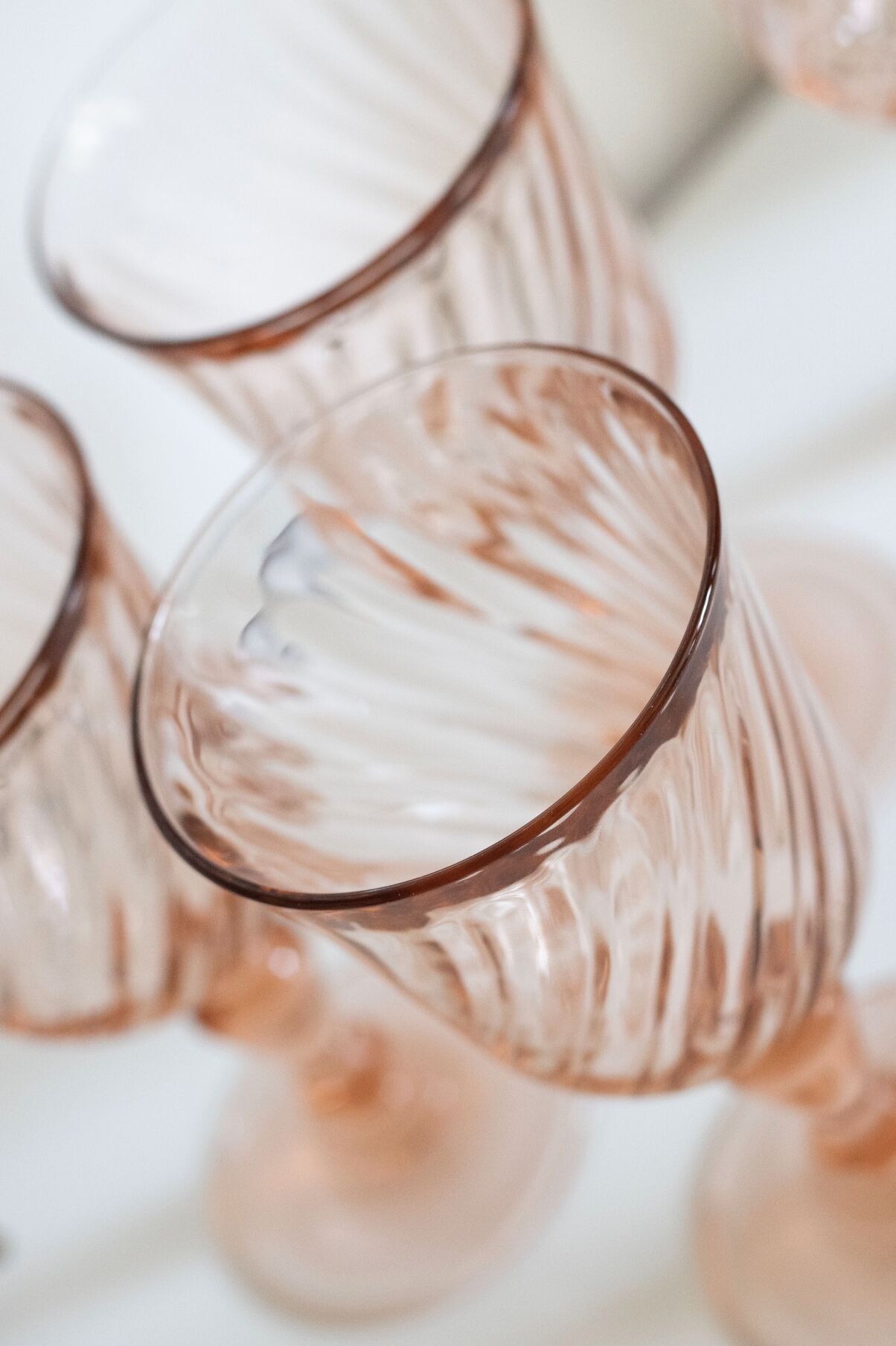 Set of 5 vintage Arcoroc Rosaline foot glasses