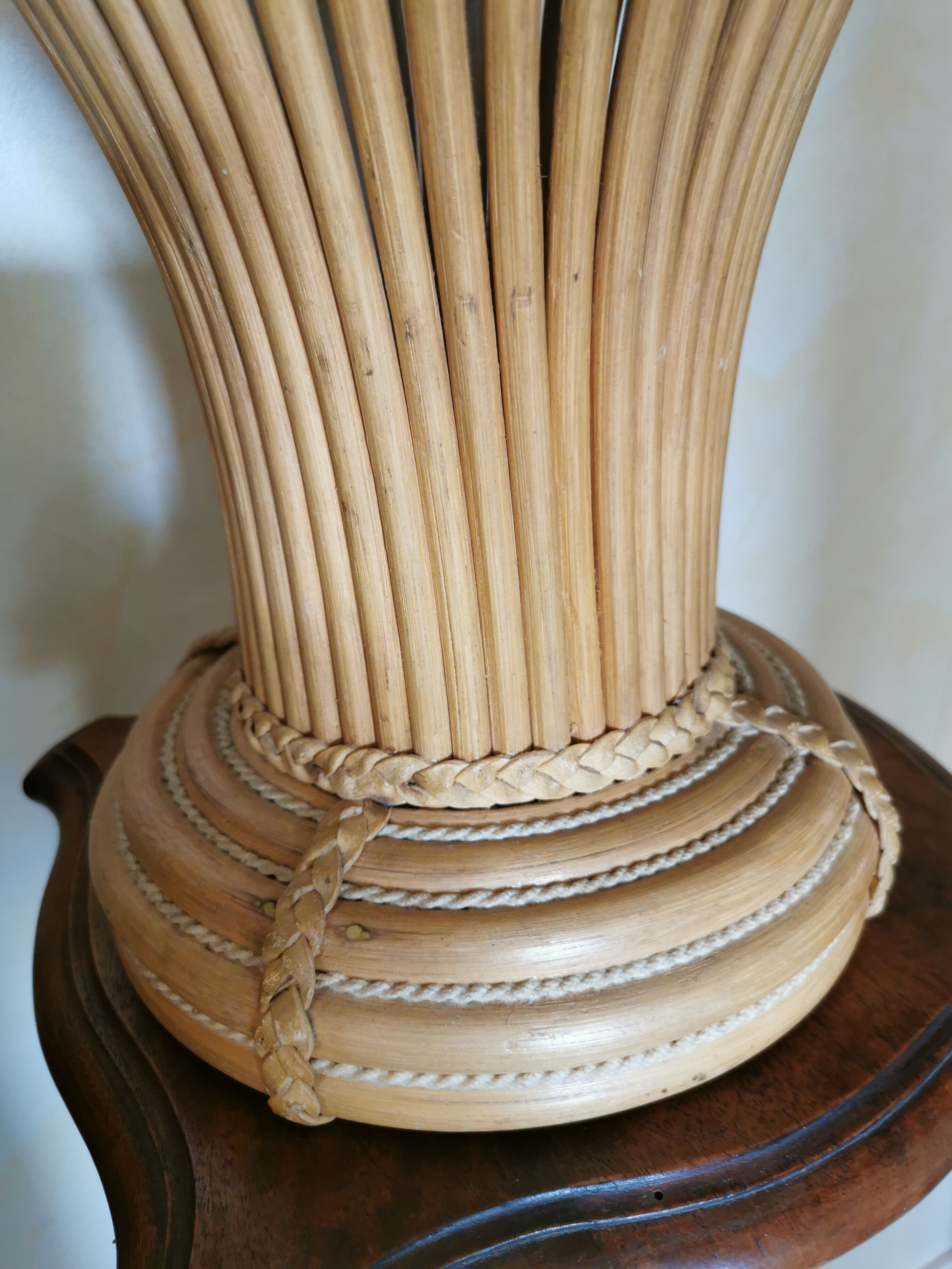 Wicker lamp, wood and leather