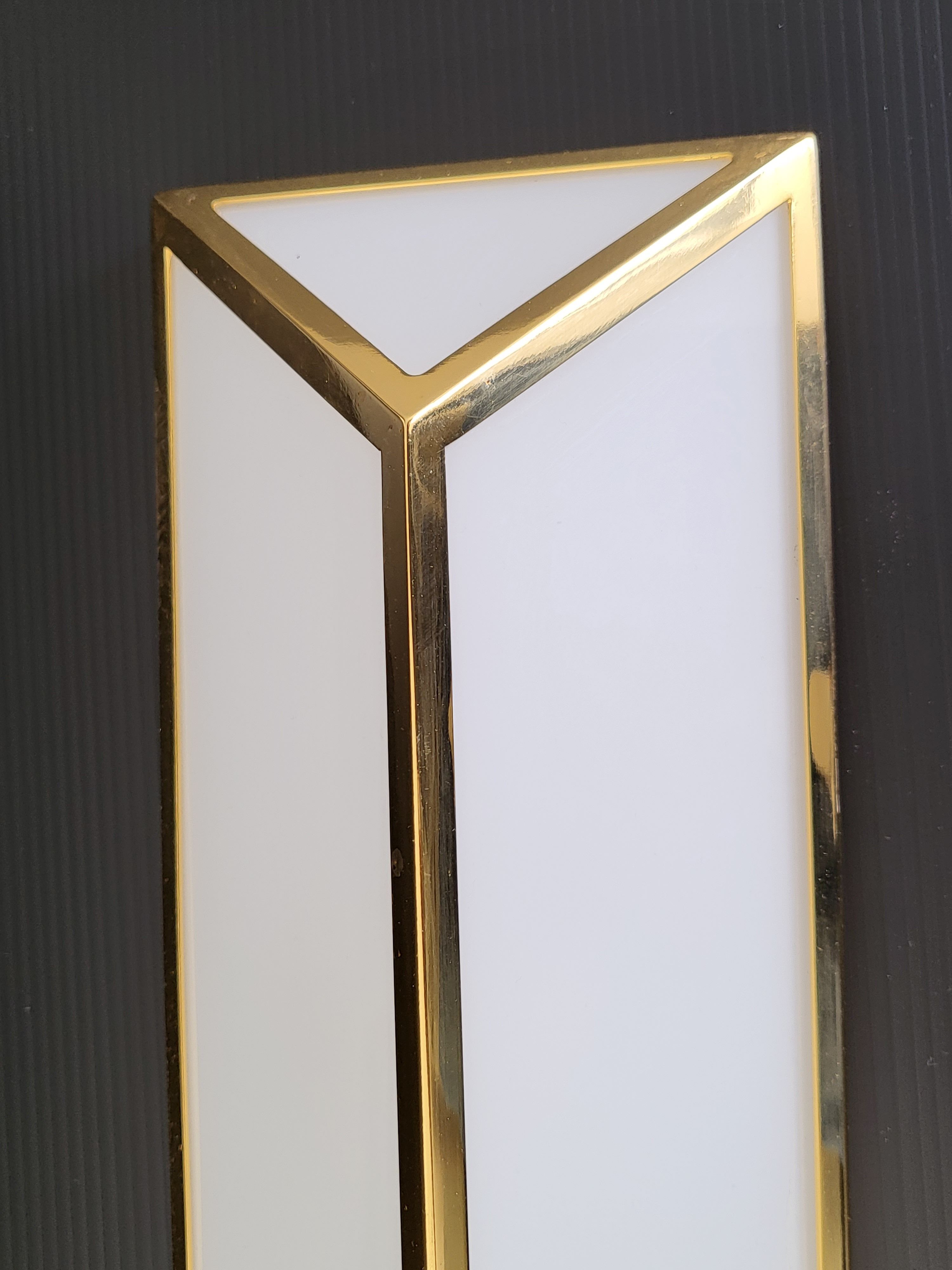 Vintage wall lamp 1970 plexiglass & brass