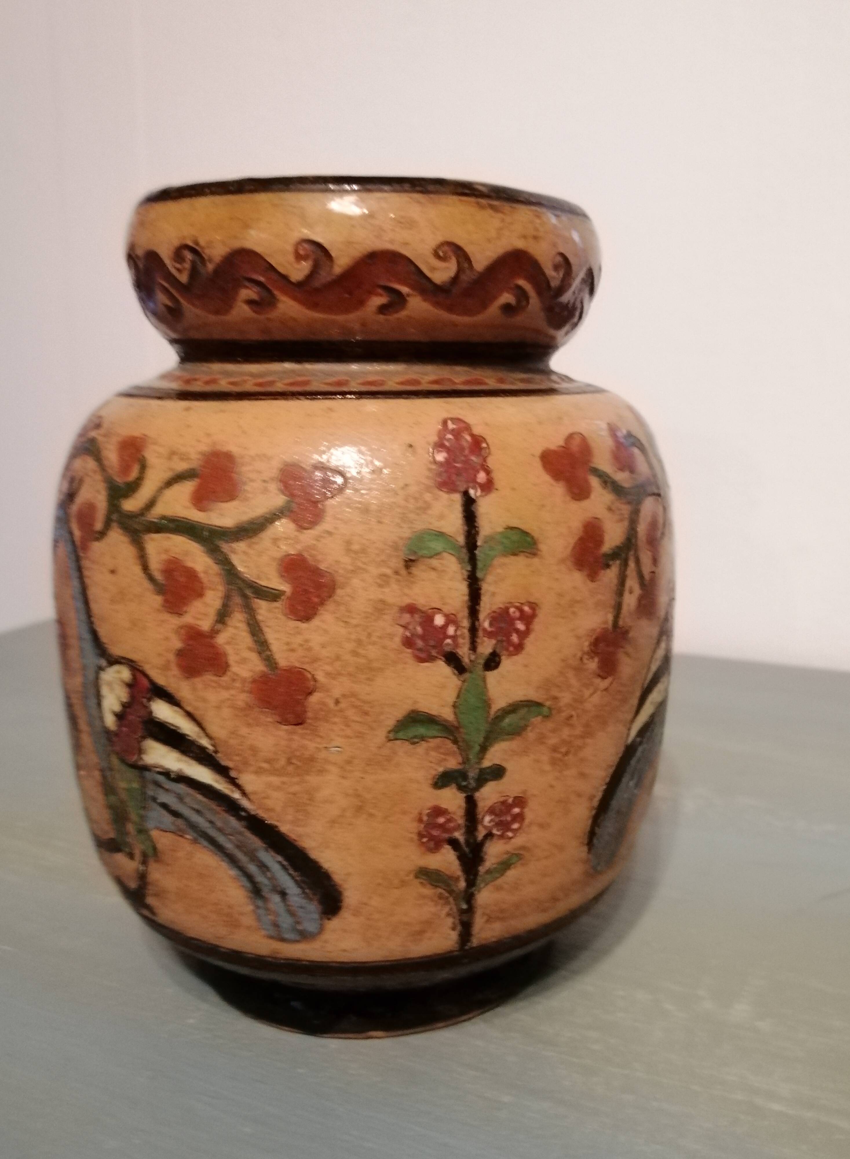 Terracota vase Arno Montopoli Italy 30s decorated with Peacocks