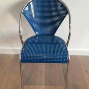 Set of 4 chrome chairs with perforated seats in blue lacquered metal