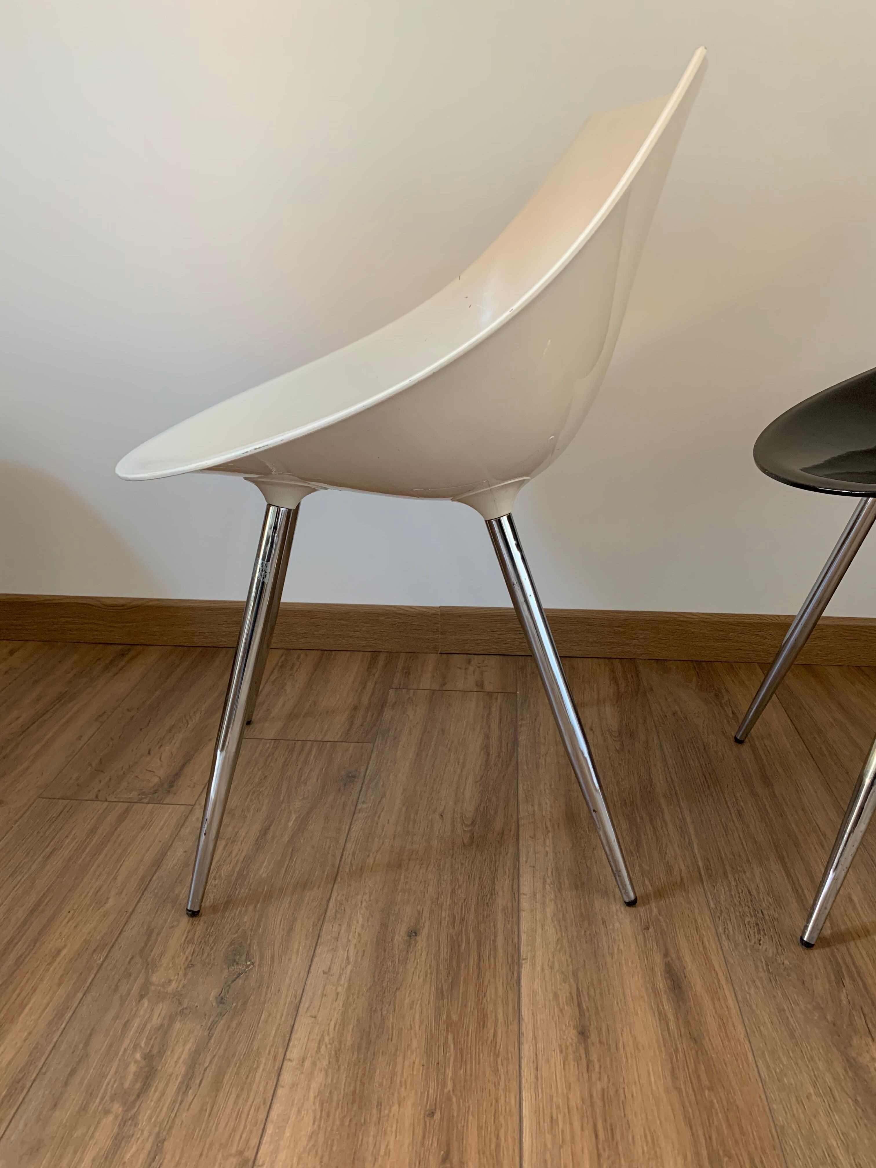 Duo of chairs