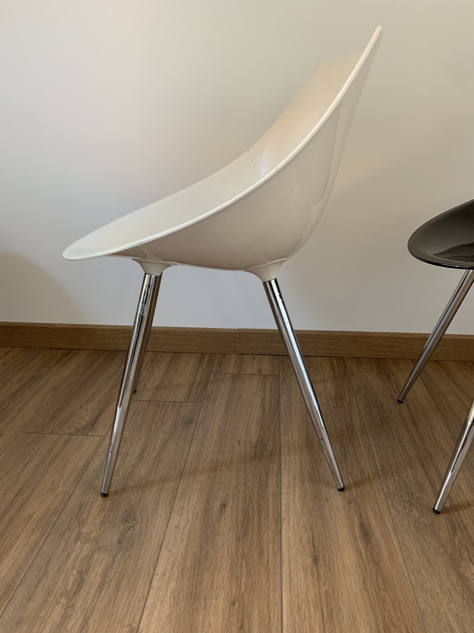 Duo of chairs