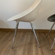 Duo of chairs