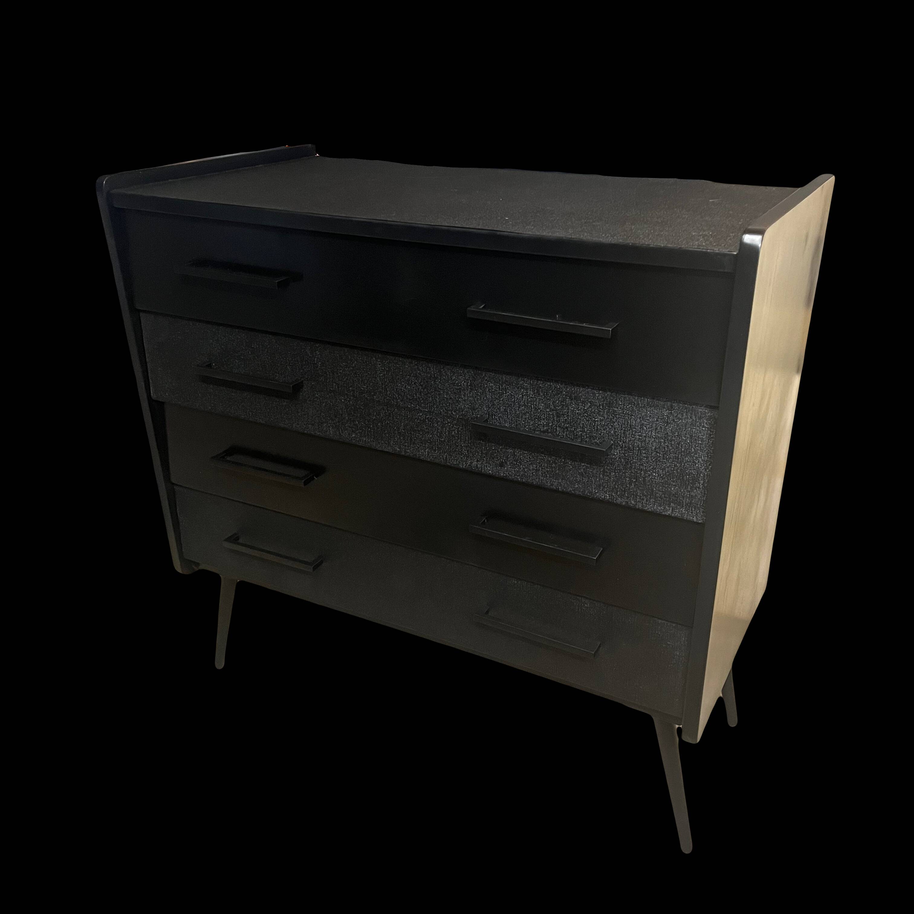“All black” chest of drawers
