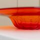 Bol en verre de Murano XL, années 1920, rouge vif avec médaillon central strié, verre décoratif.