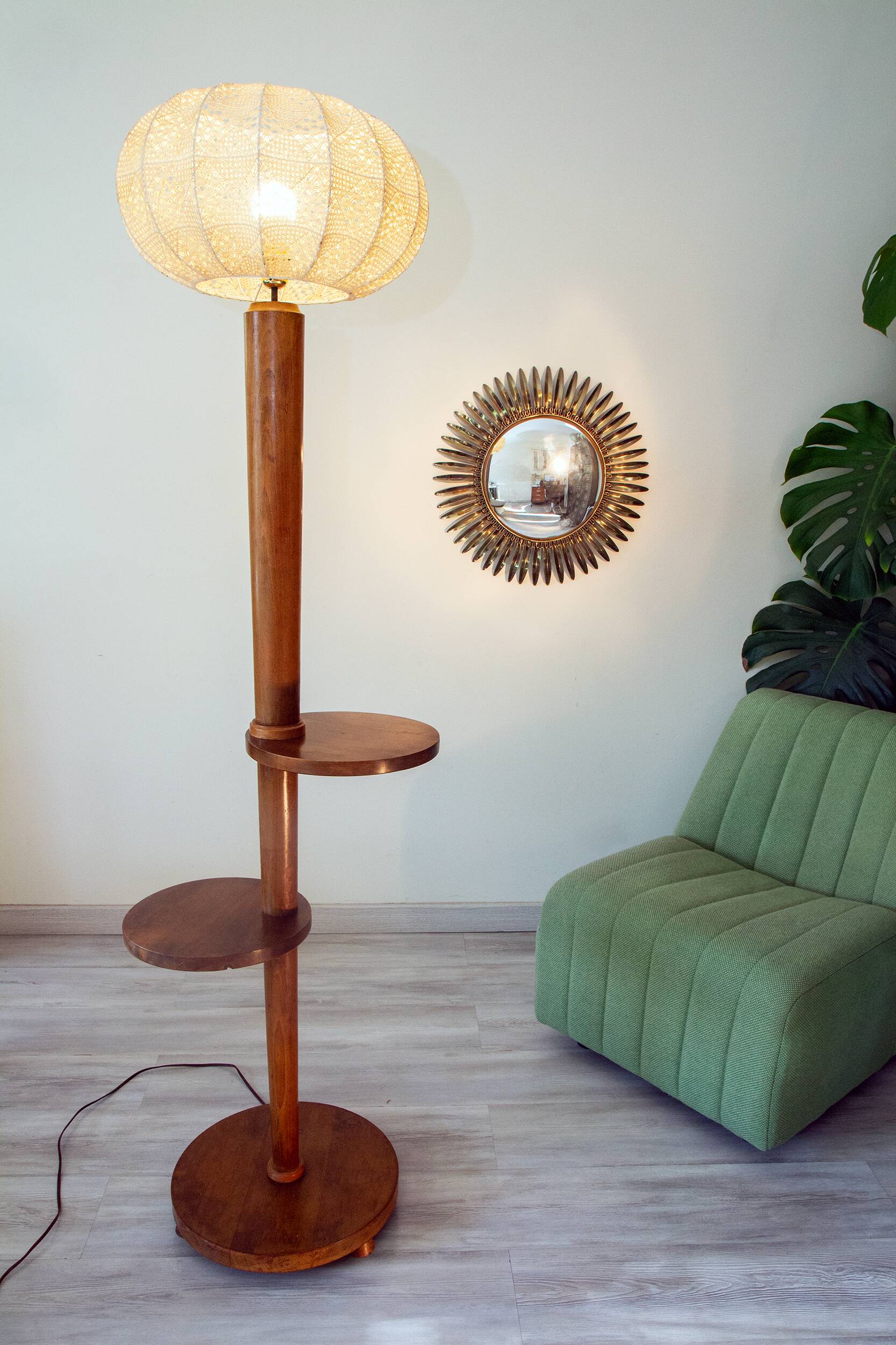 Art Deco floor lamp servant from the 1940s-50s.