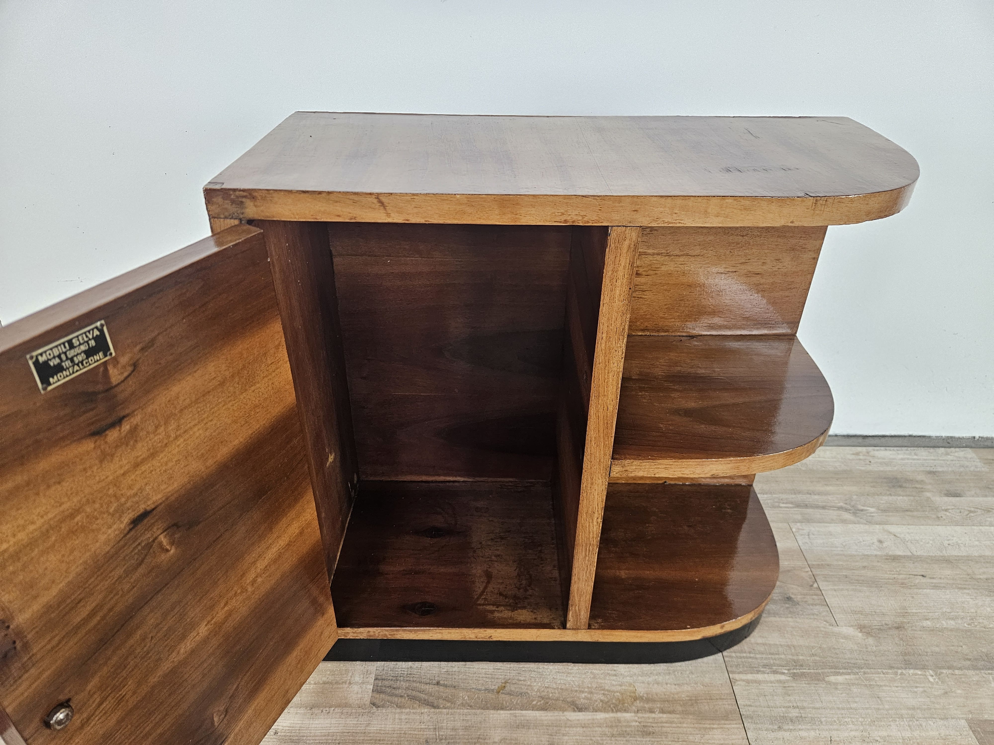 Art Decò side cabinet from the 1940s