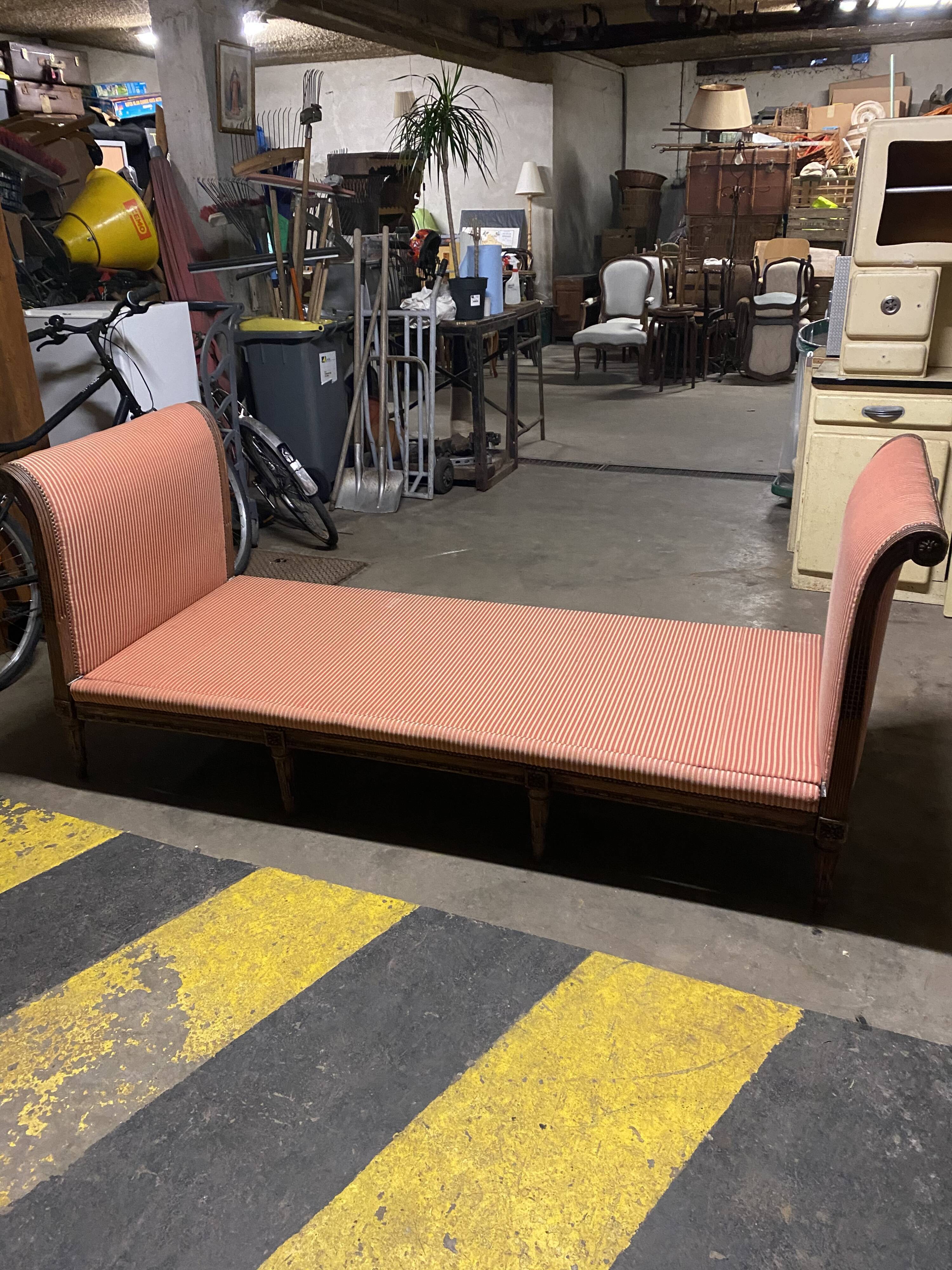 Rest bench or turquoise