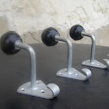 3 school hooks from the 60s in metal and bakelite