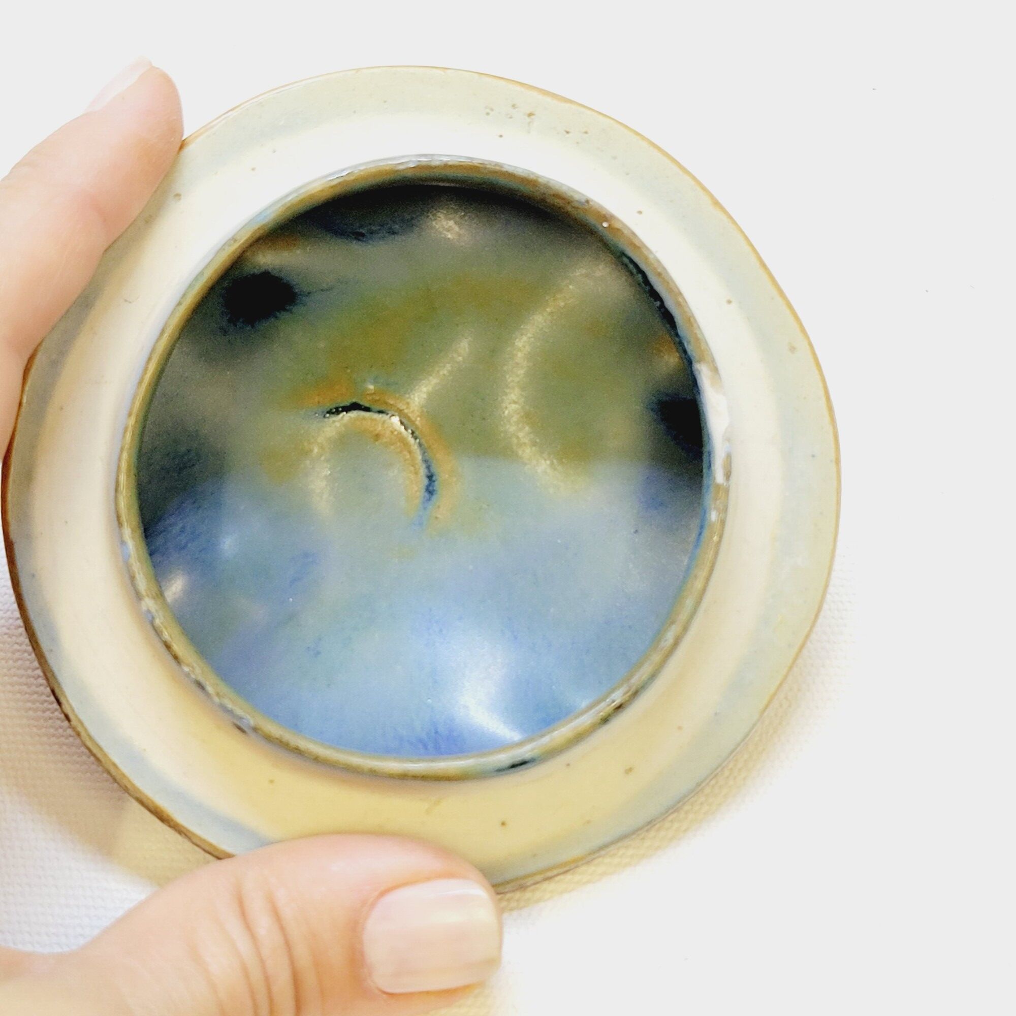 Gilbert Metenier Covered pot in beige and blue art nouveau flamed stoneware