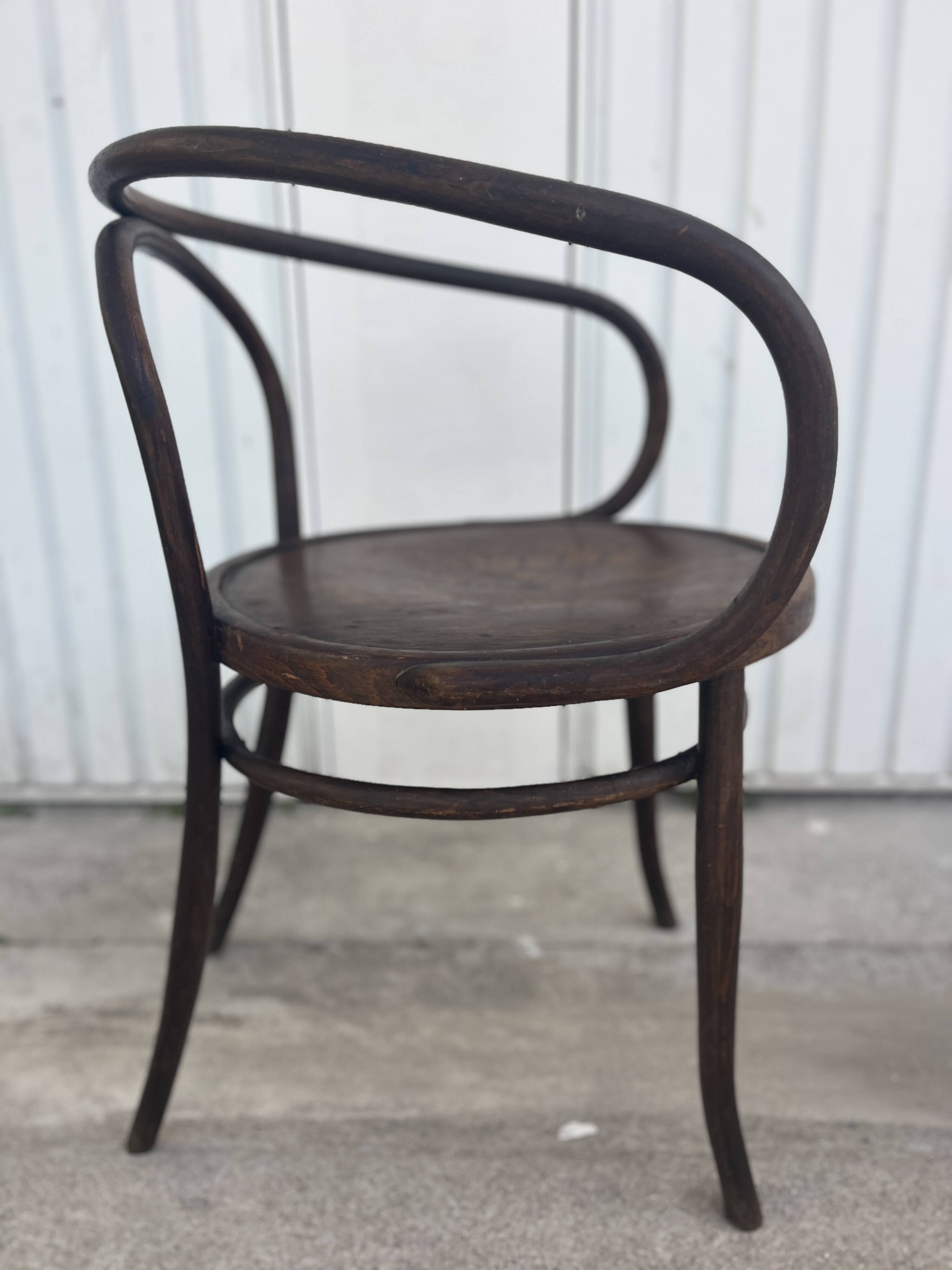 Thonet B9 armchair