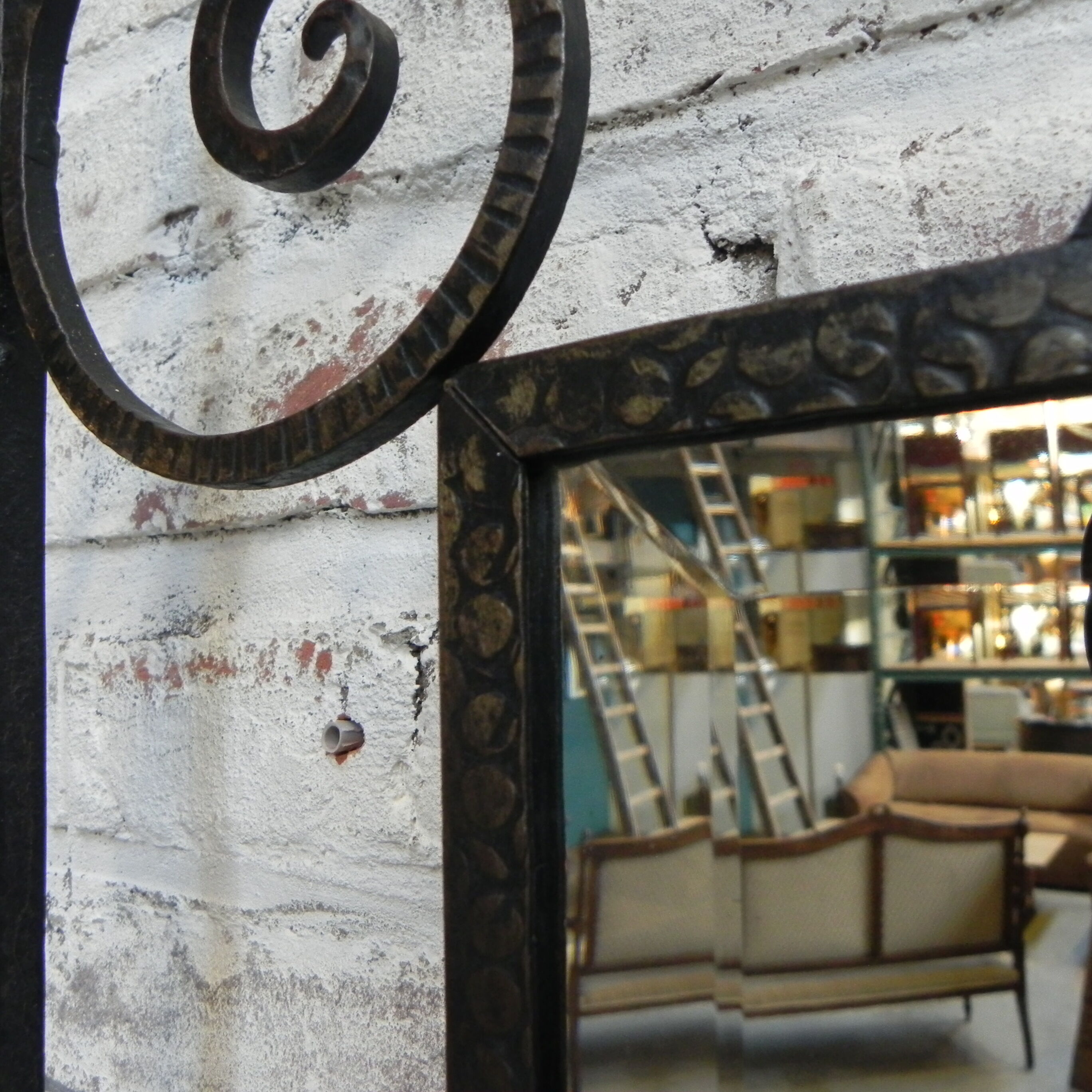 Standing Art Deco coat rack