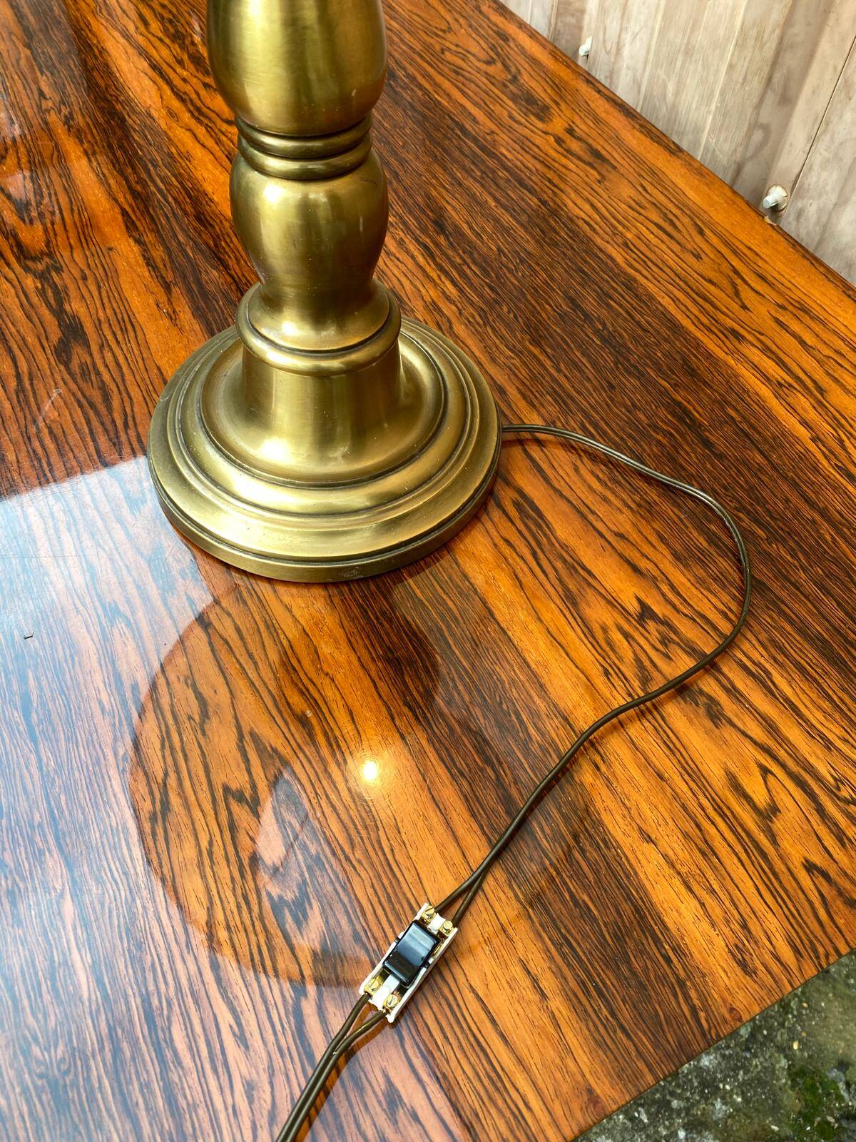 Vintage lamp in gilded bronze