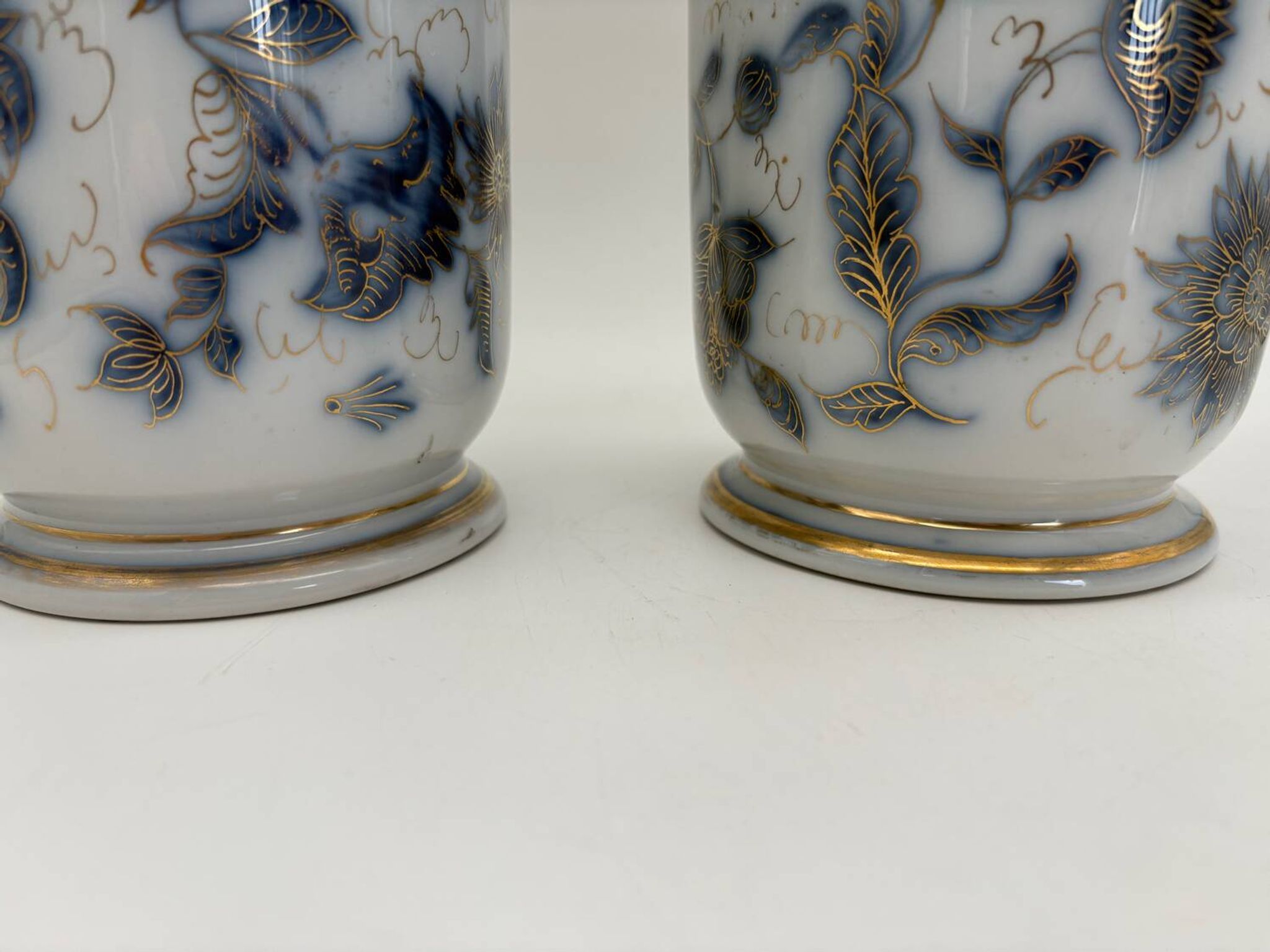 Pair of Bayeux porcelain baluster vases, 19th century