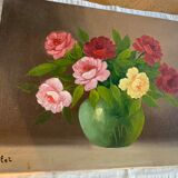 Table bouquet of roses by vintage Collet