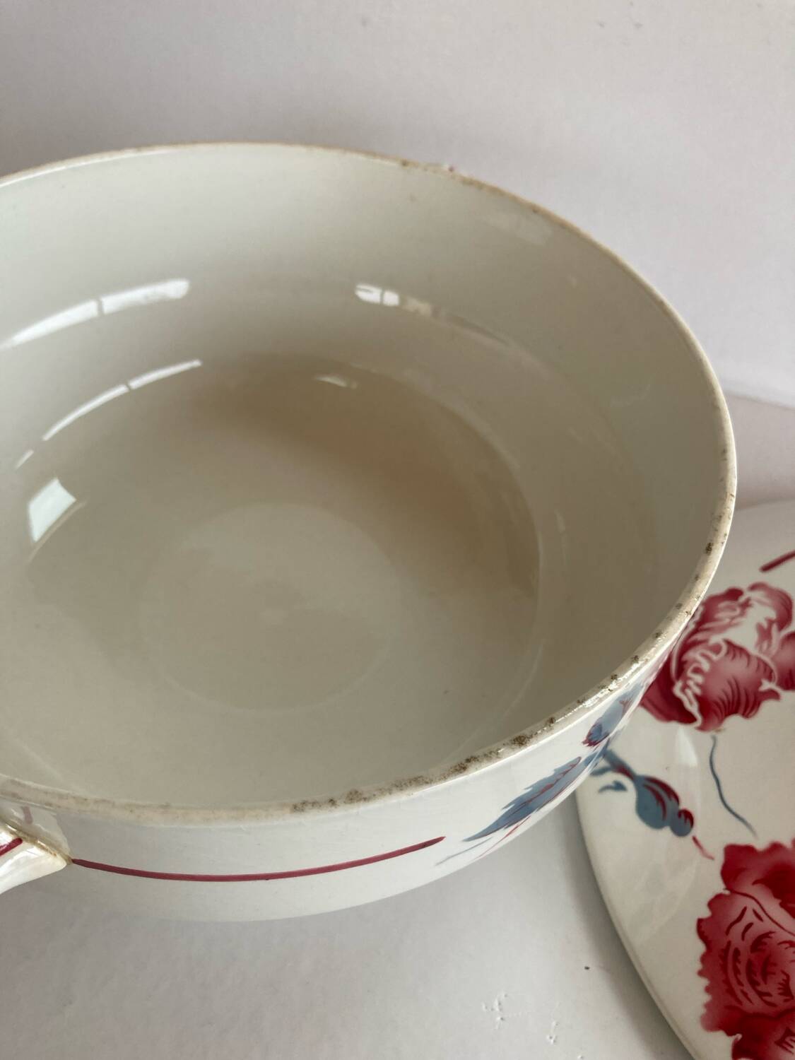 Vintage soup tureen Sarreguemines Manon