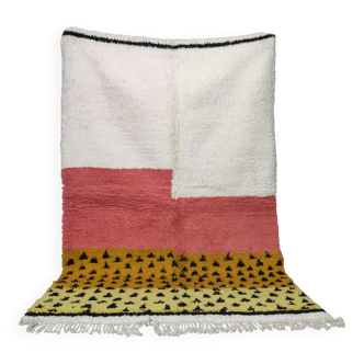 Handmade traditional carpet 250cm x 150cm Moroccan