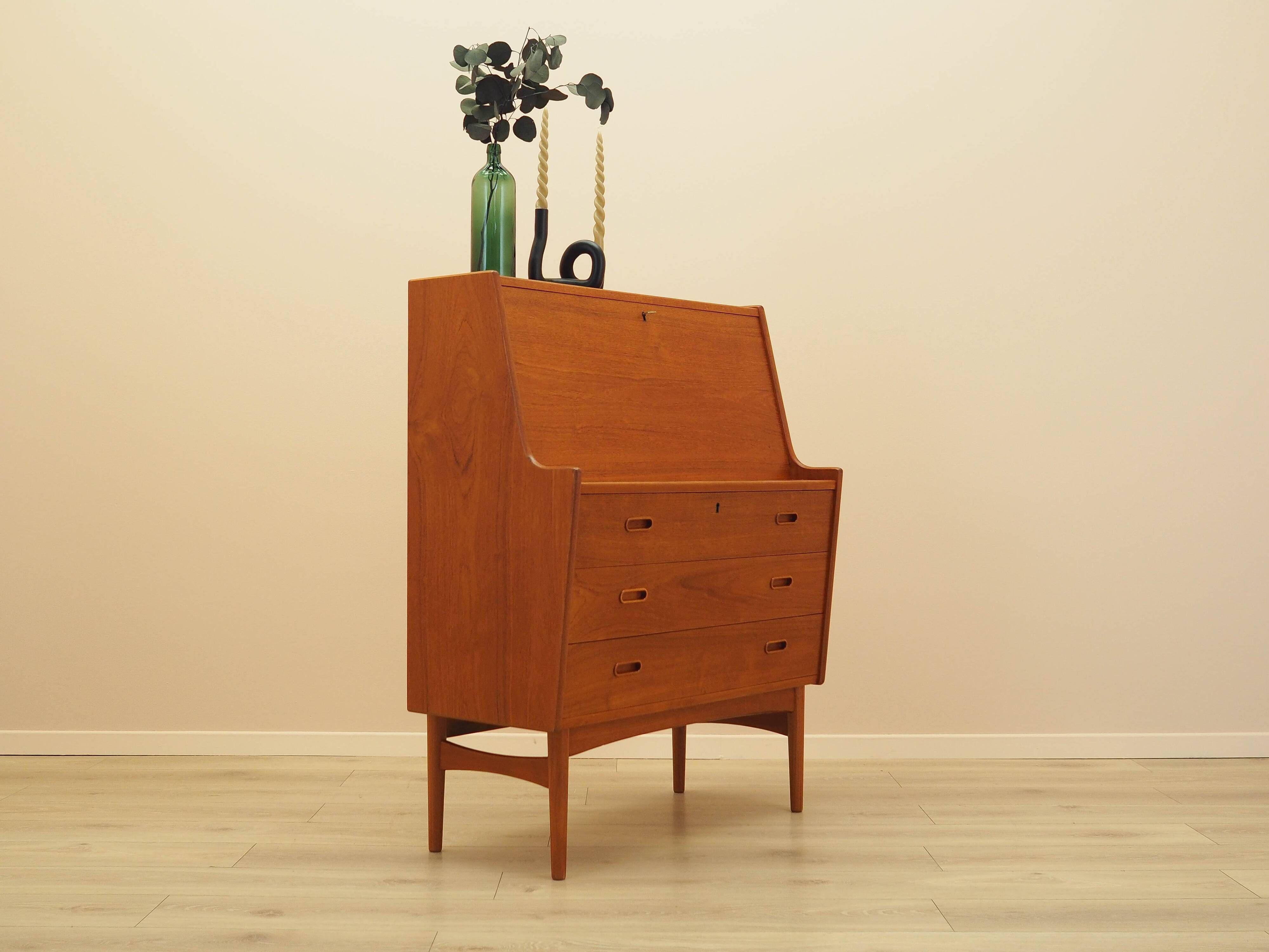 Teak secretary, Danish design, 1960s, Arne Wahl Iversen, Vinde Møbelfabrik
