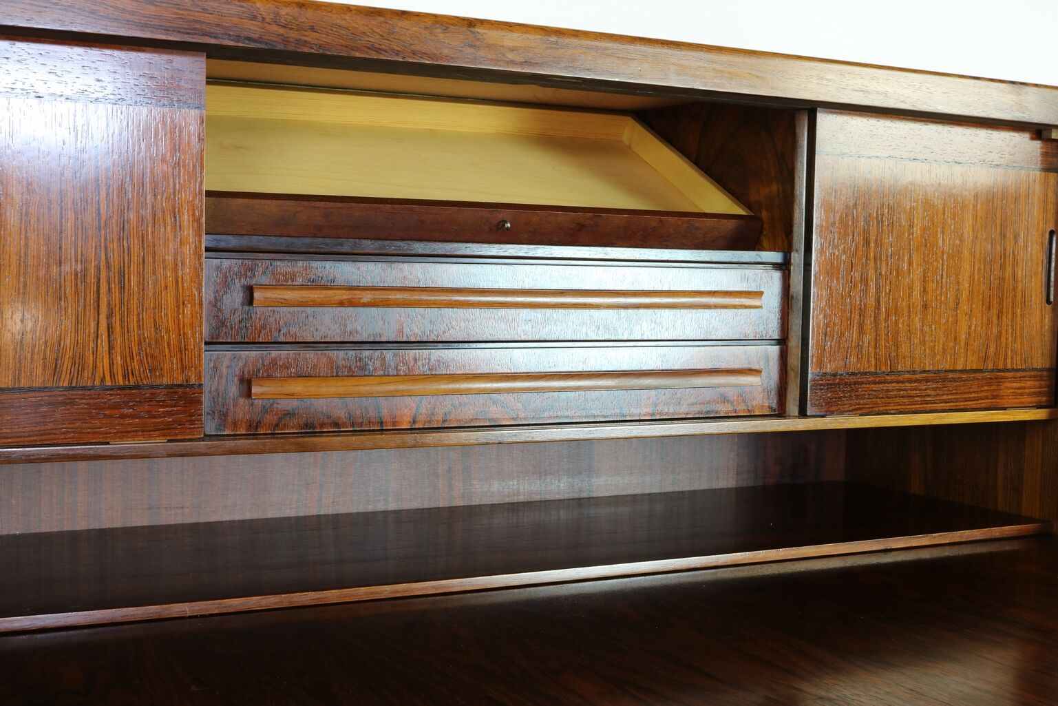 Writing desk by Sigfred Omann for Ølholm Møbelfabrik
