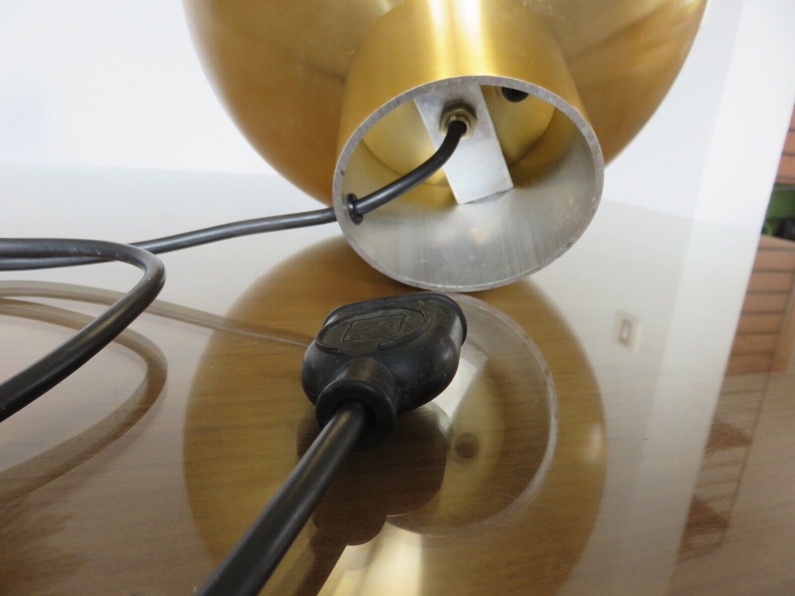 Table lamp in gilded aluminum edition sce 1970