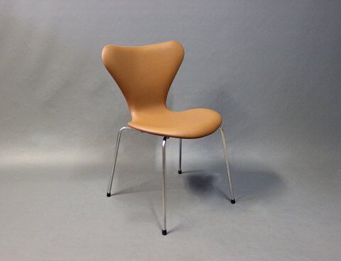 Ensemble de 6 chaises 3107 Arne Jacobsen