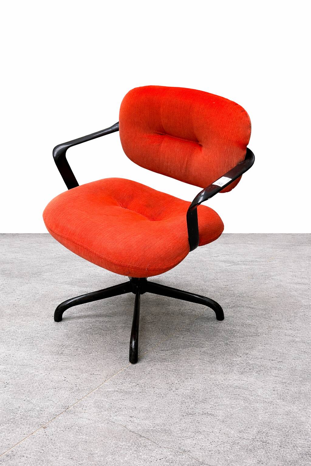 Knoll armchair