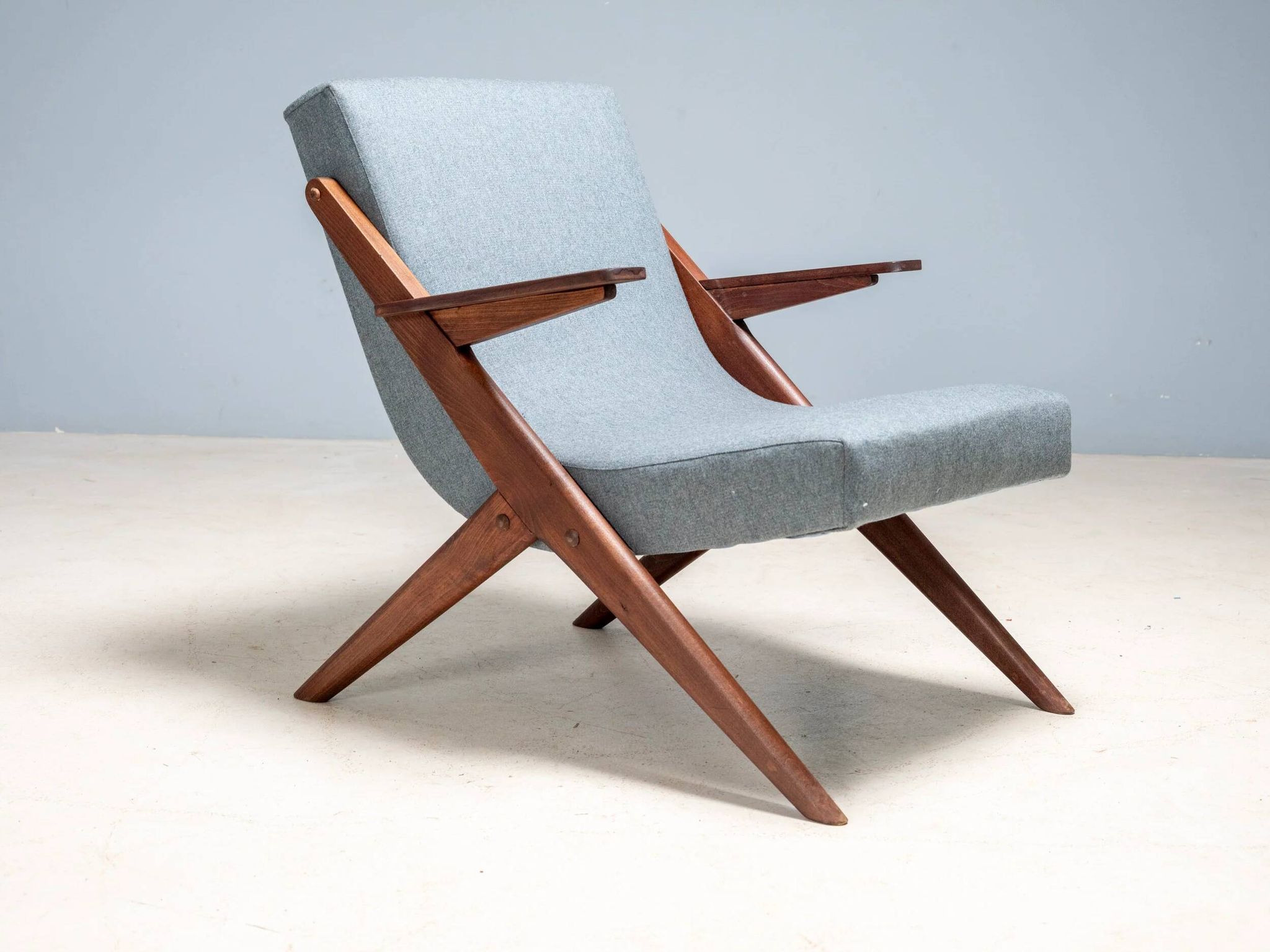 Mid-century modern lounge chair, fully restored armchair, 1950s–1960s