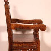 Chaise d'Enfant Haute époque En Chêne Du 17 ° Siècle