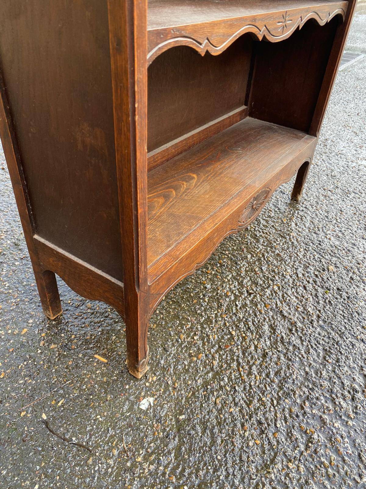Bibus Louis XV bookshelf in solid dark oak from the 19th century 125