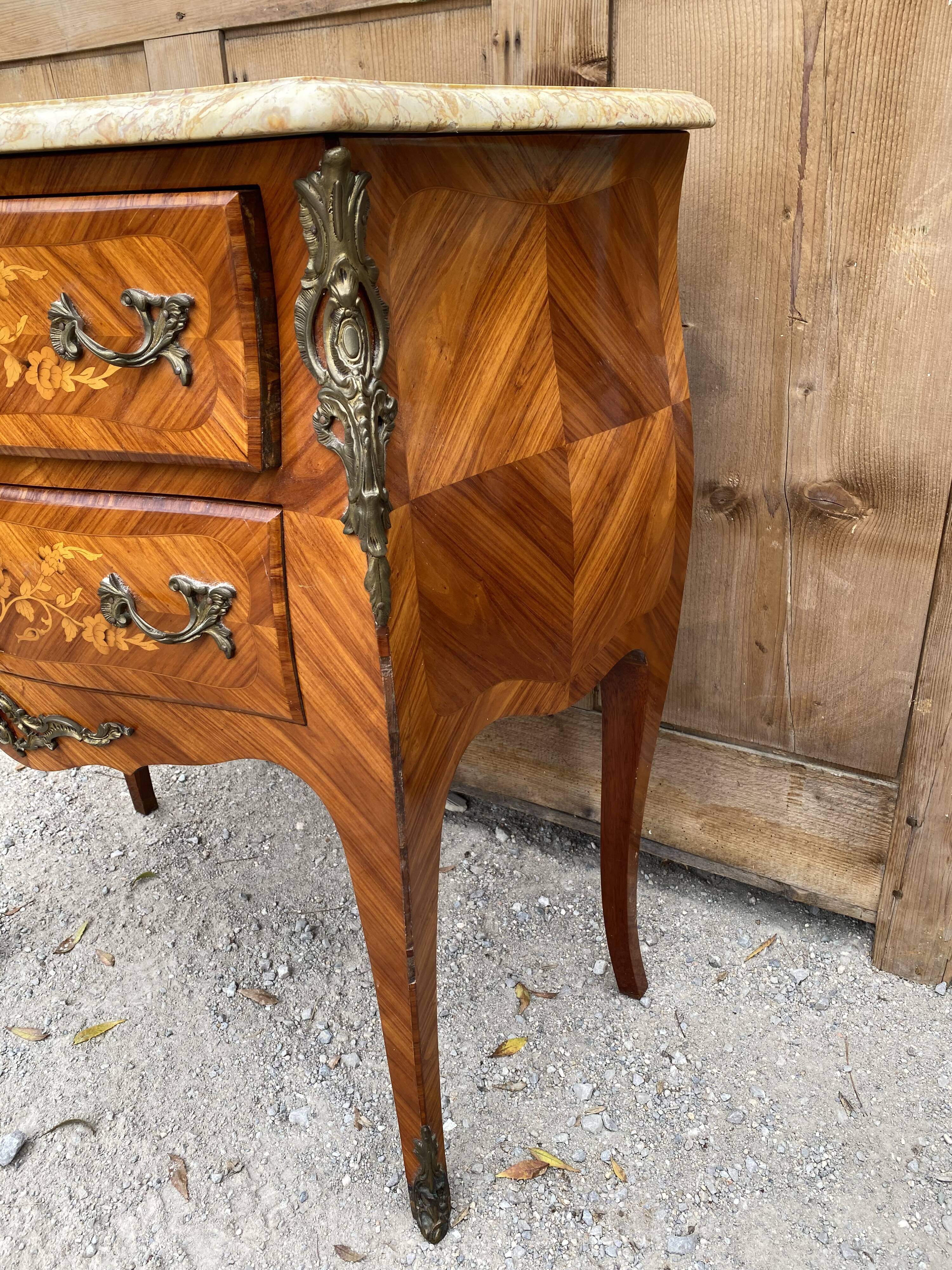 Chest of drawers Louis XV