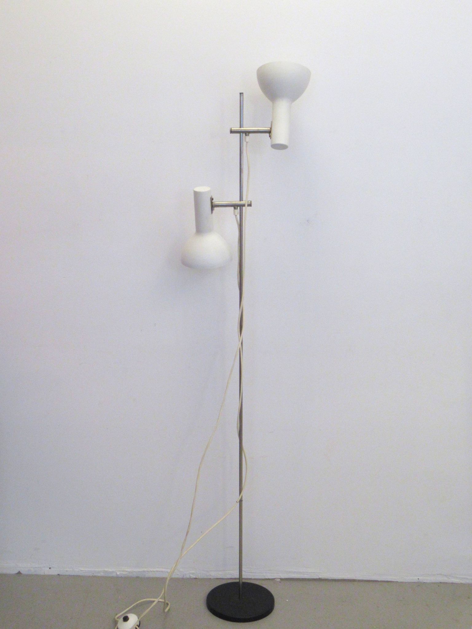 Lampadaire scandinave à 2 spots années 60
