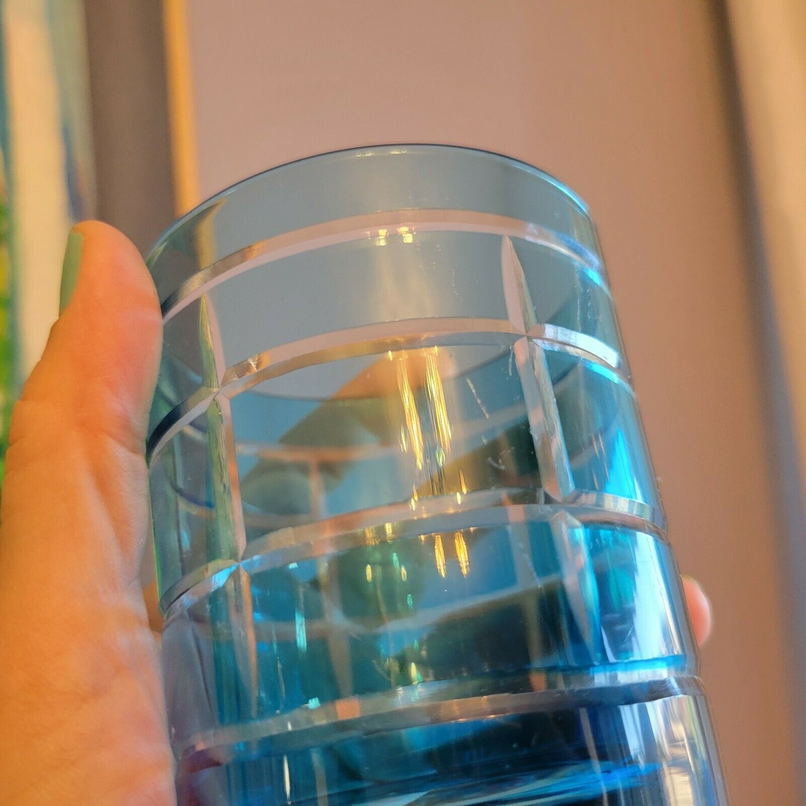 6 glasses of colour-cut blue whisky cups