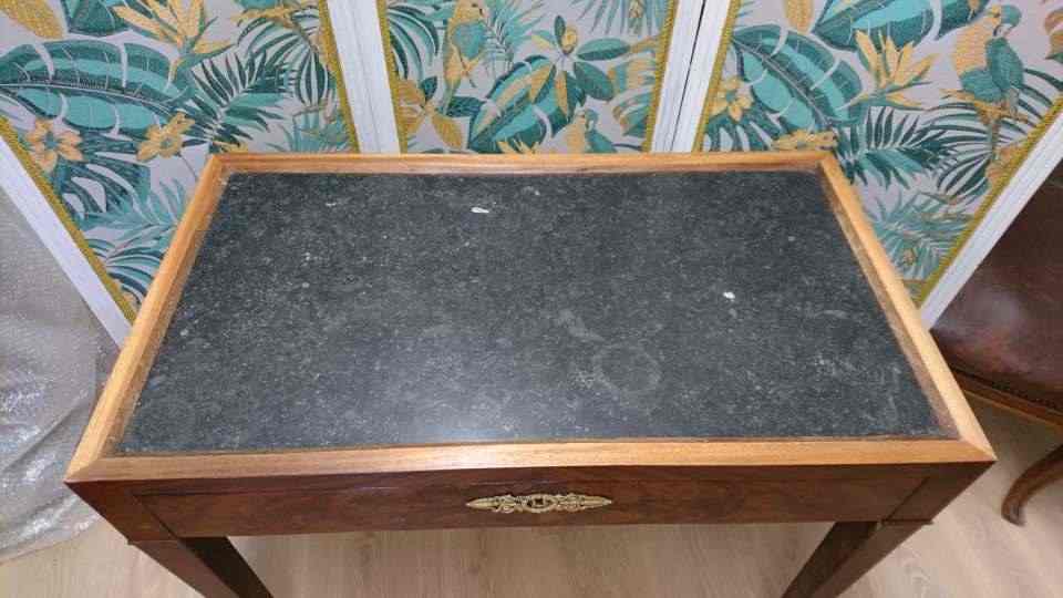 Man hairdresser Louis XVI in mahogany veneer 19th