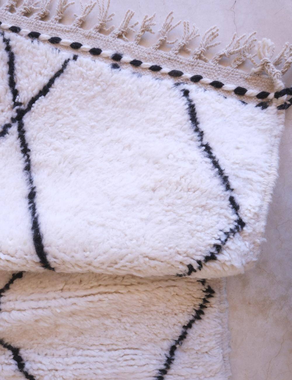 Beni Ouarain rug from Morocco - 181 x 133 cm