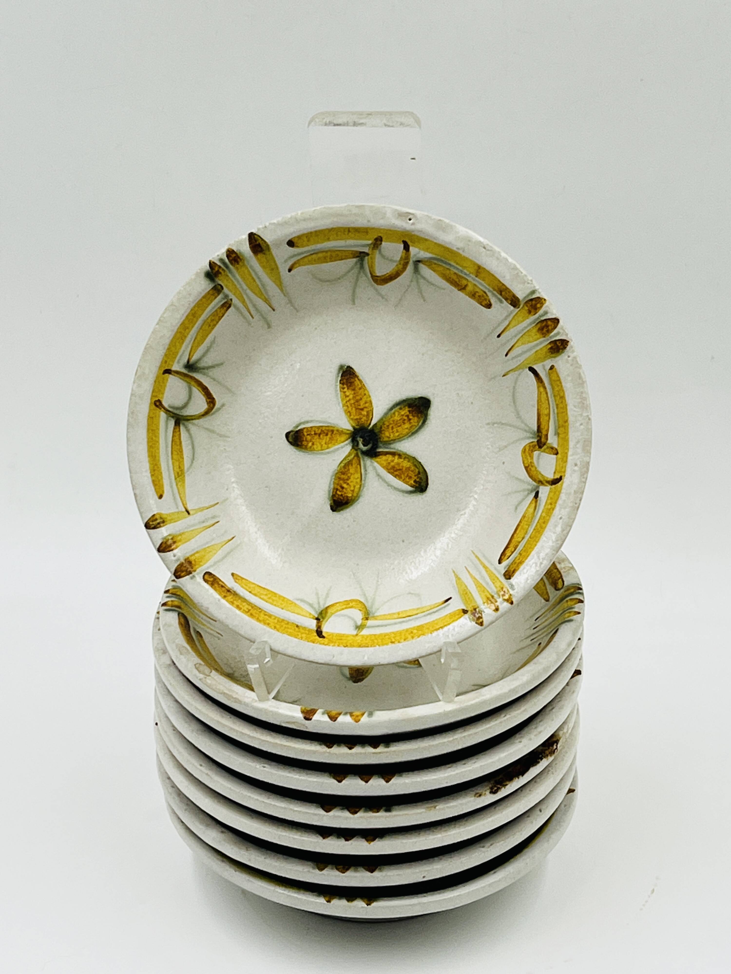 Lot de huit bols Keraluc Quimper Renaissance 1960