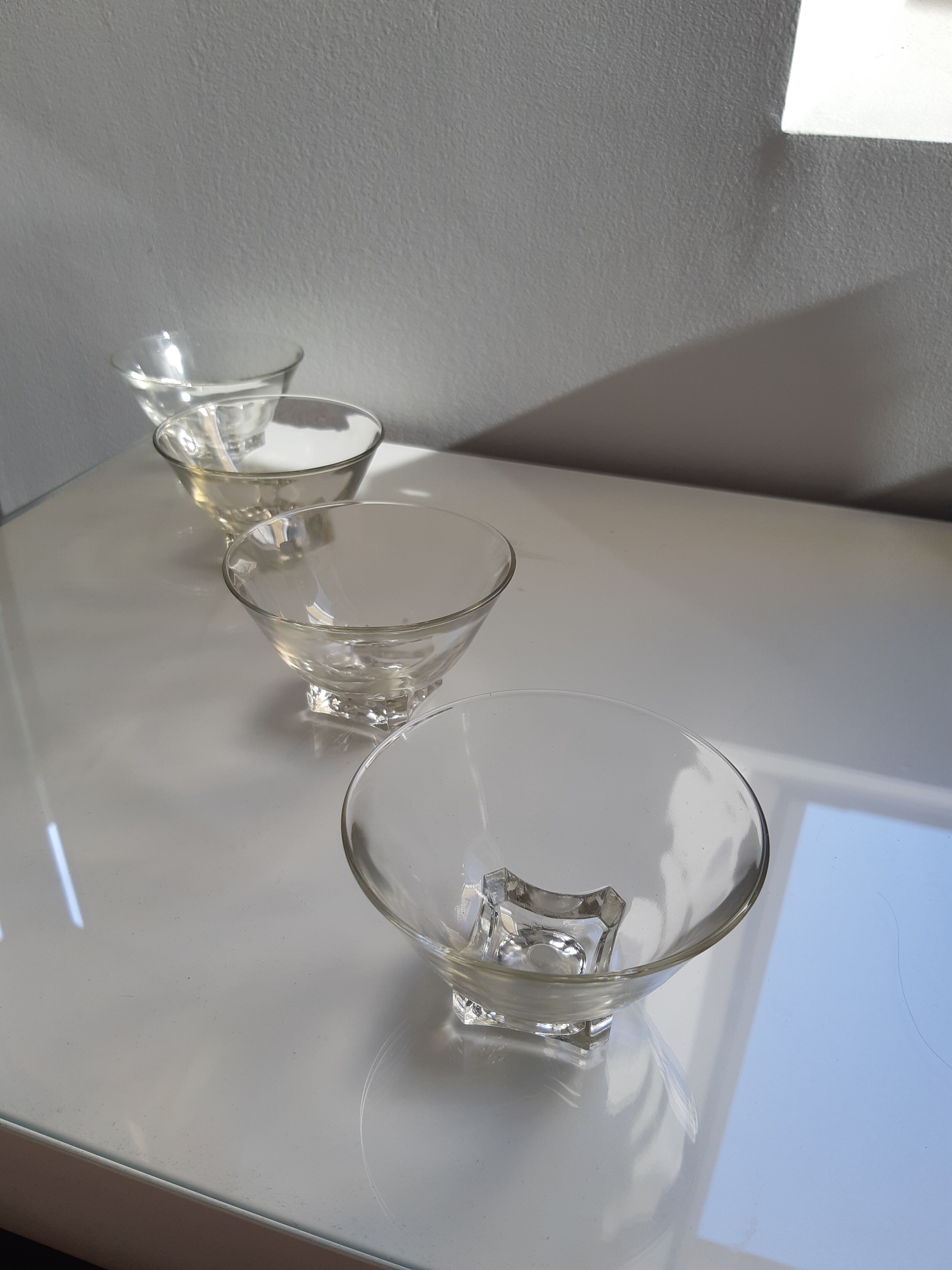 Lot de 4 coupelles en verre vintage