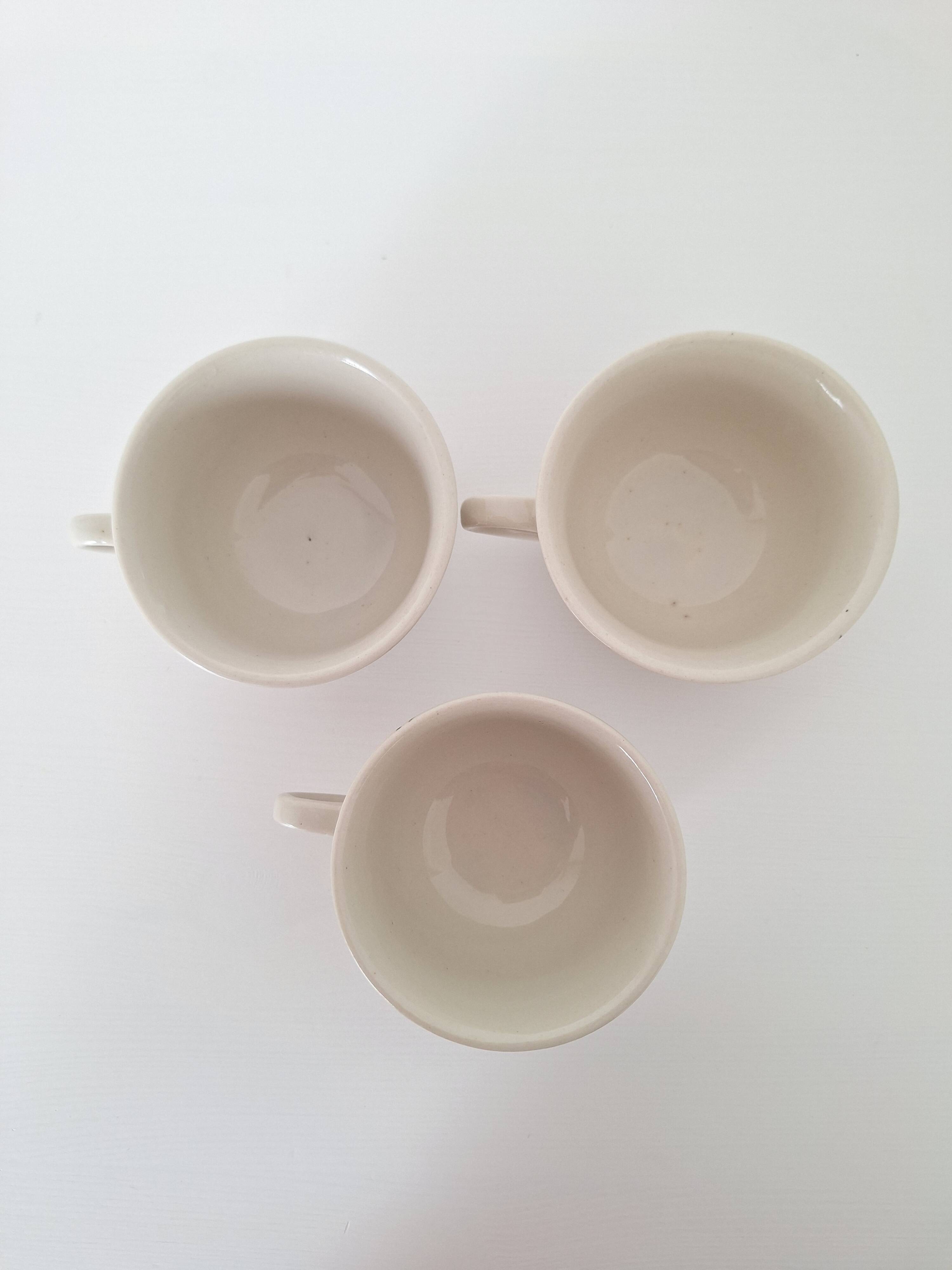 Chi Kiang Stoneware vintage flower mugs
