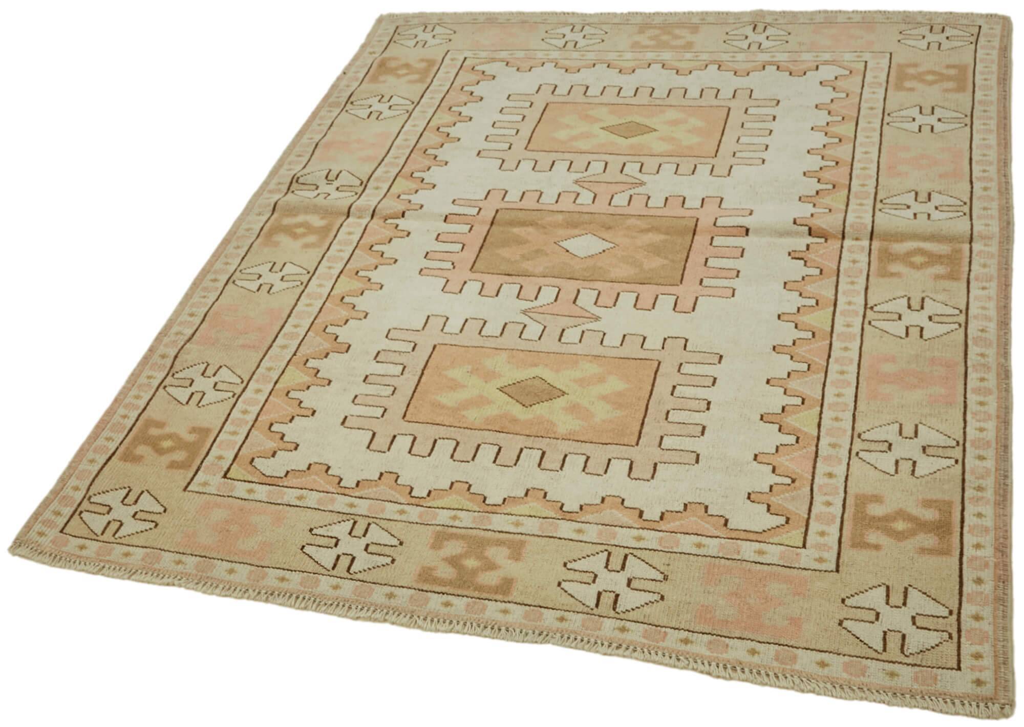 Turkish Vintage Anatolian Rug 139 cm x 166 cm